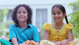 Signal Strong Teeth Avurudhu Sweets TVC (Sinhala - Peniwalalu)